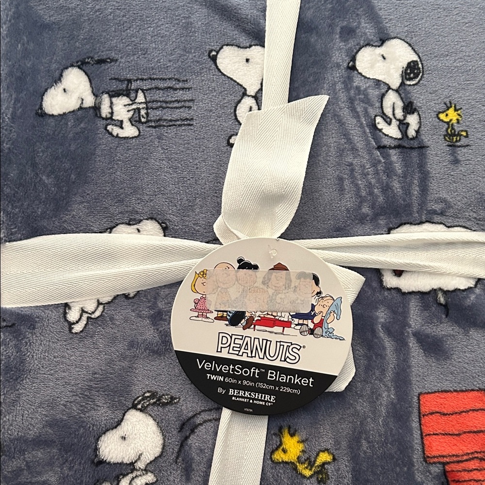 Snoopy Berkshire blanket